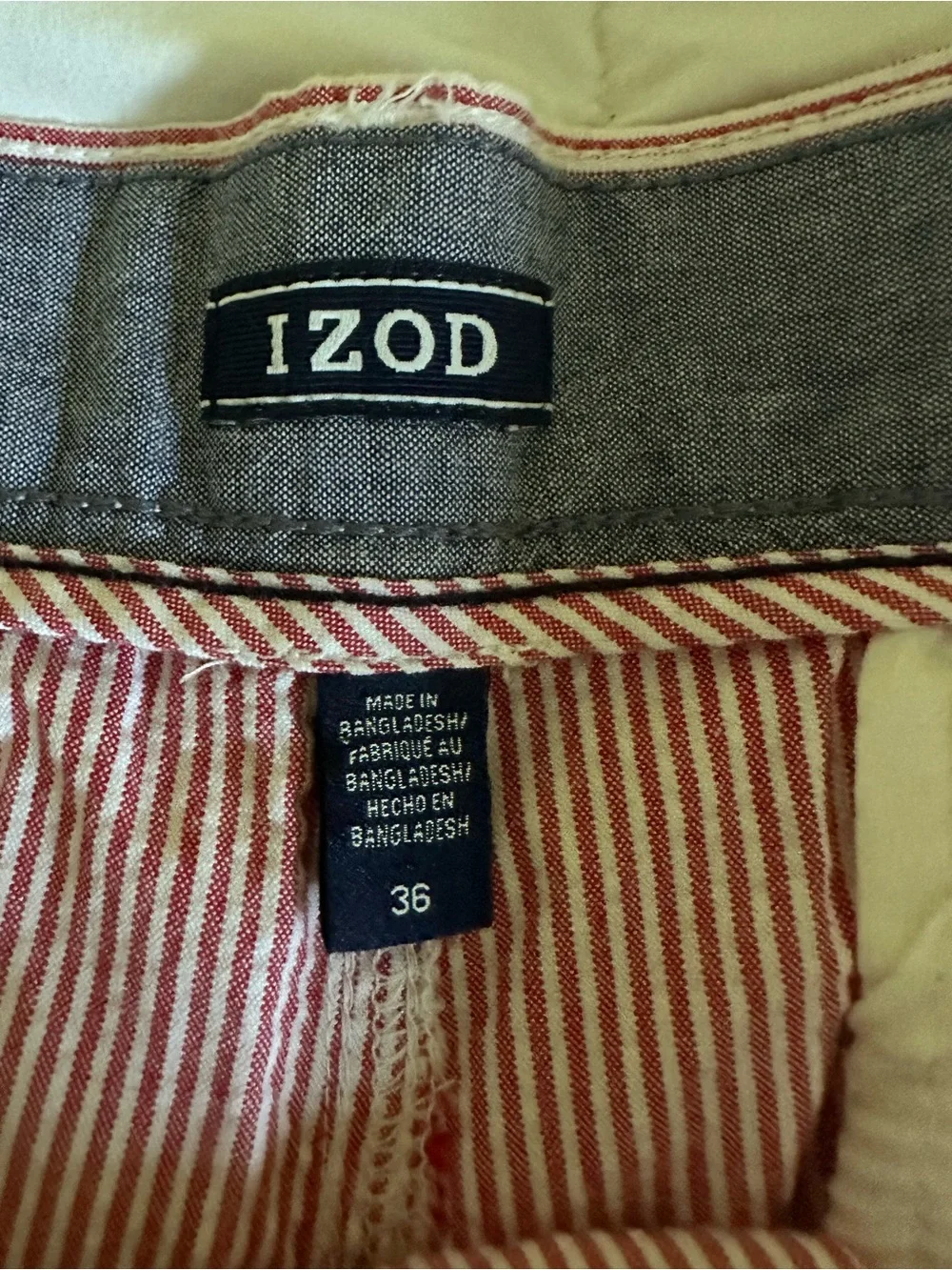 IZOD Men’s Red & White Pinstripe Seersucker Shorts Size 36W